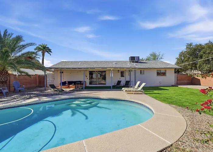 Resort, Pool With Diving Board, 4br Villa Tempe
